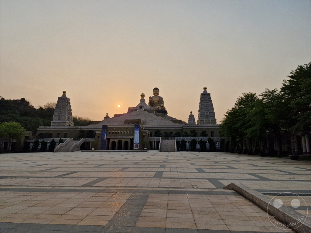 Taiwan - Kaohsiung - Fo-Guang-Shan-Buddha-Museum