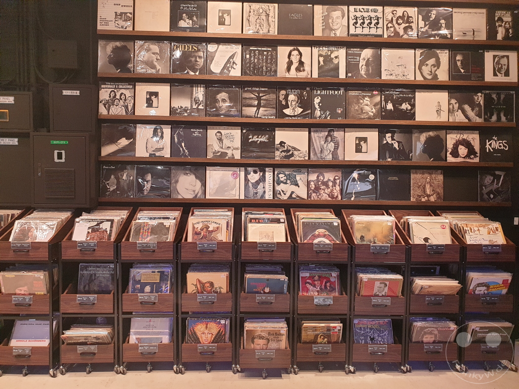 Taiwan - Taipeh - Schallplattenladen