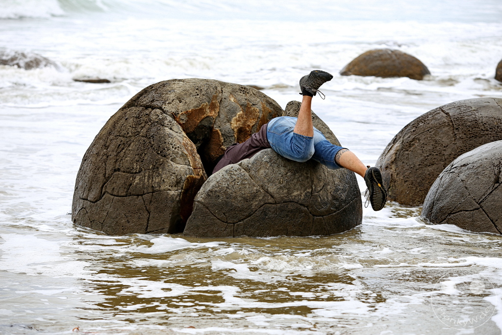 New Zealand South Island - Moeraki Boulders