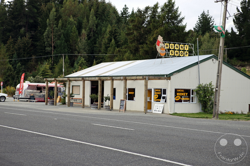 New Zealand South Island - Garston - Honey