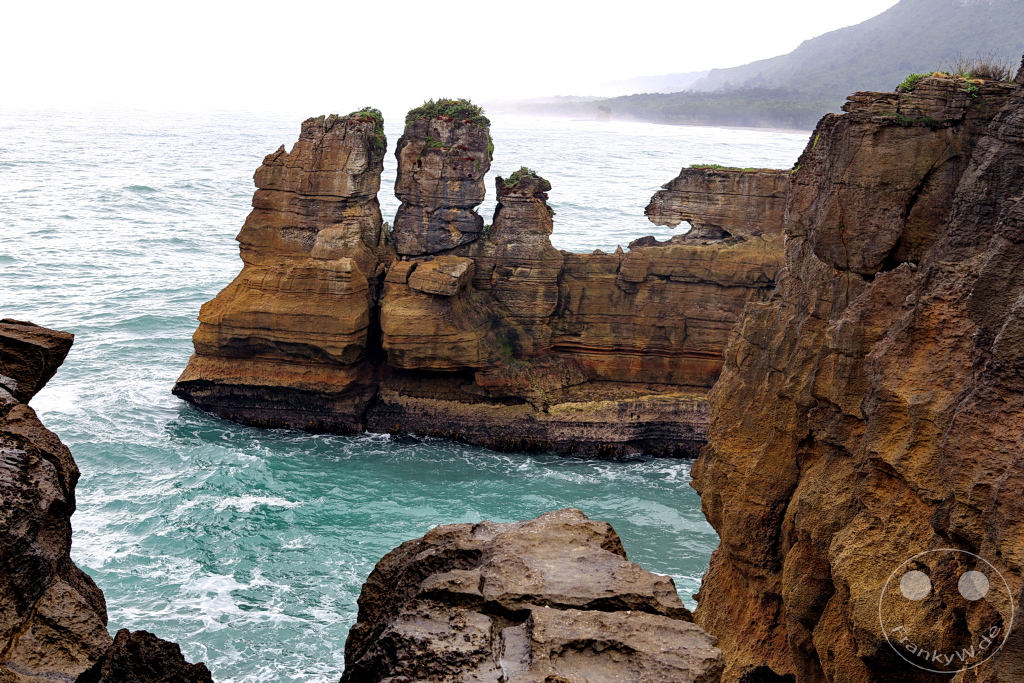 New Zealand South Island - Pancake Rocks
