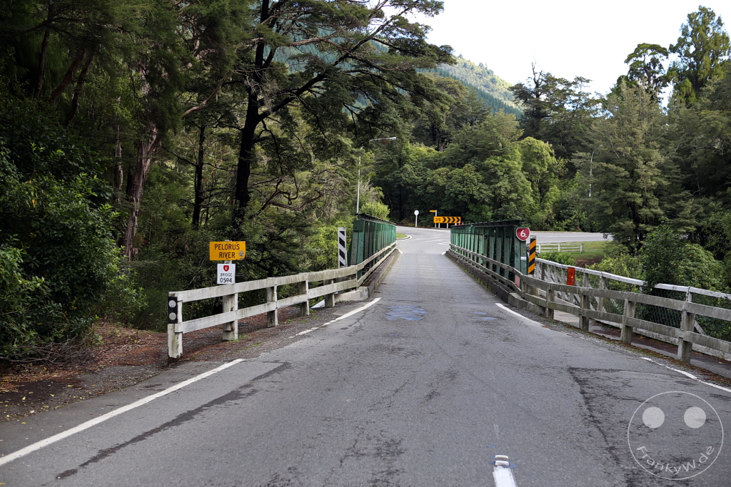 New Zealand South Island - Pelorus Bridge