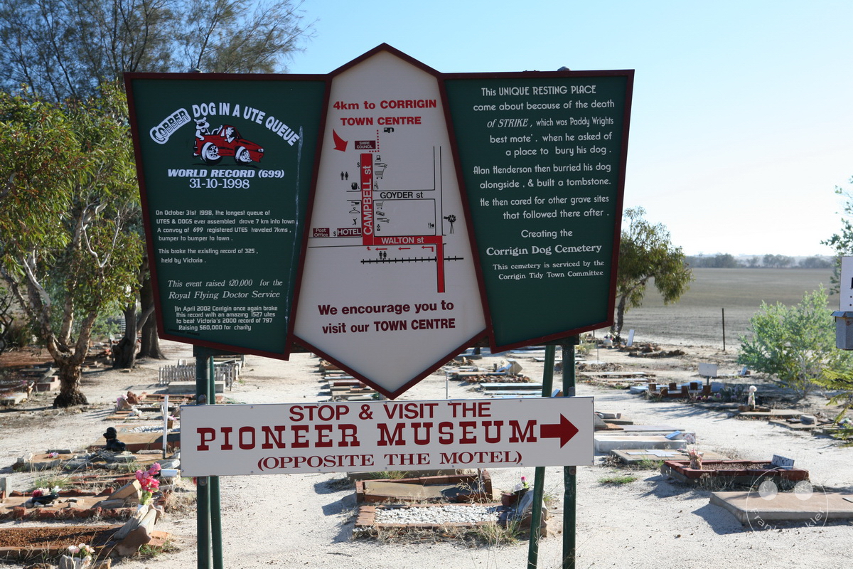 Australia -  Western Australia - Corrigin Dog Cemetery