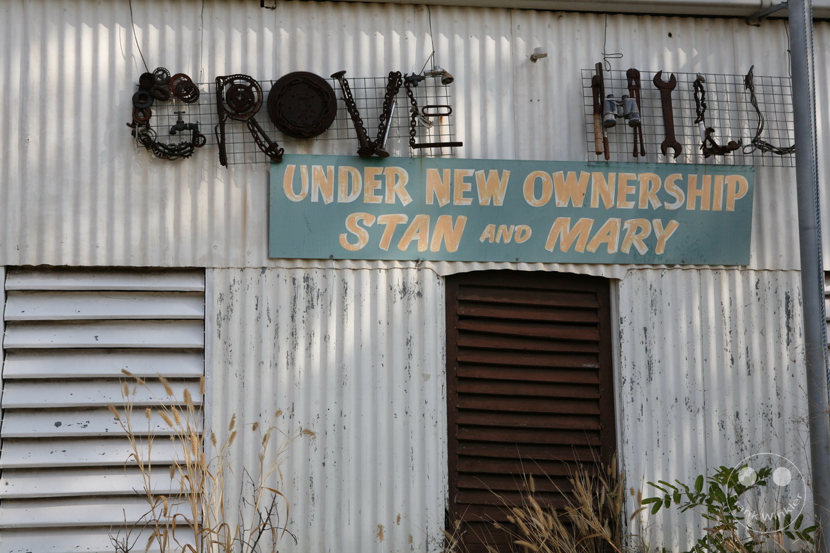 Australia - Nothern Territory - Adelaide River - Grove Hill Heritage Hotel and Museum