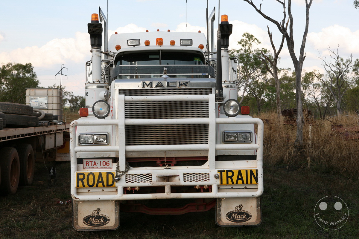 Australia - Nothern Territory - Adelaide River - Grove Hill - Road Train