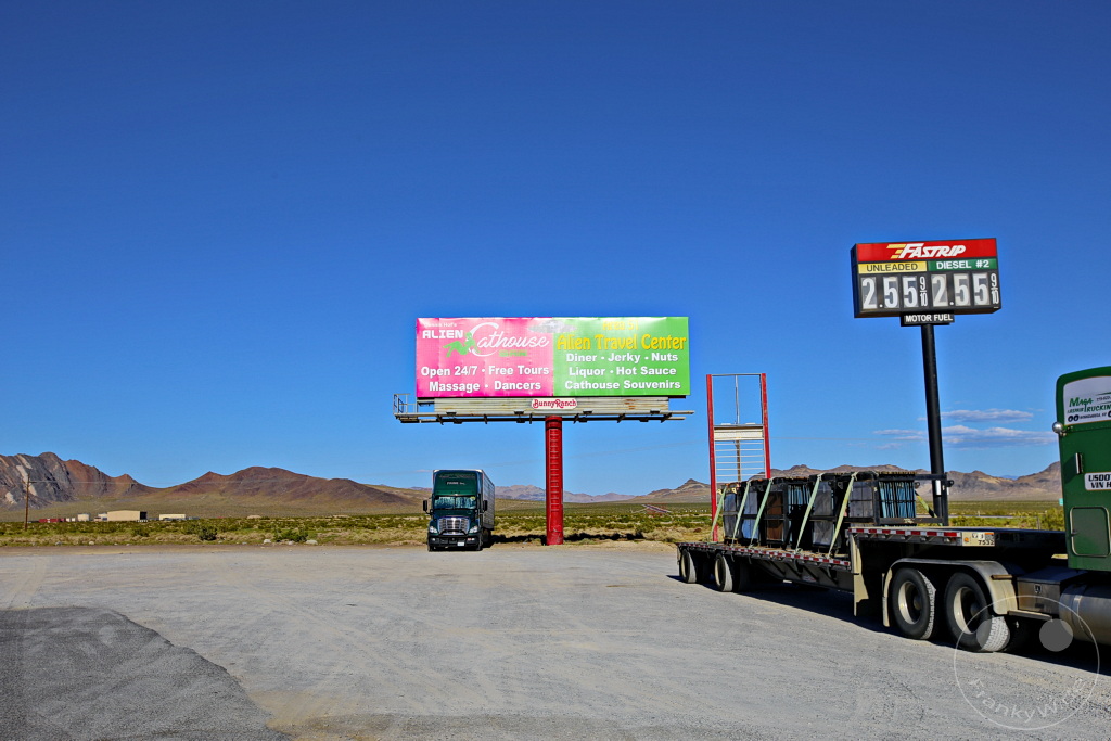 Nevada - Amargosa Valley - Area 51 Alien Center