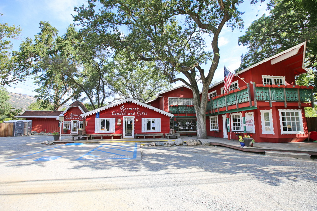 Kalifornien - Three Rivers - Reimer's Candies and Gifts