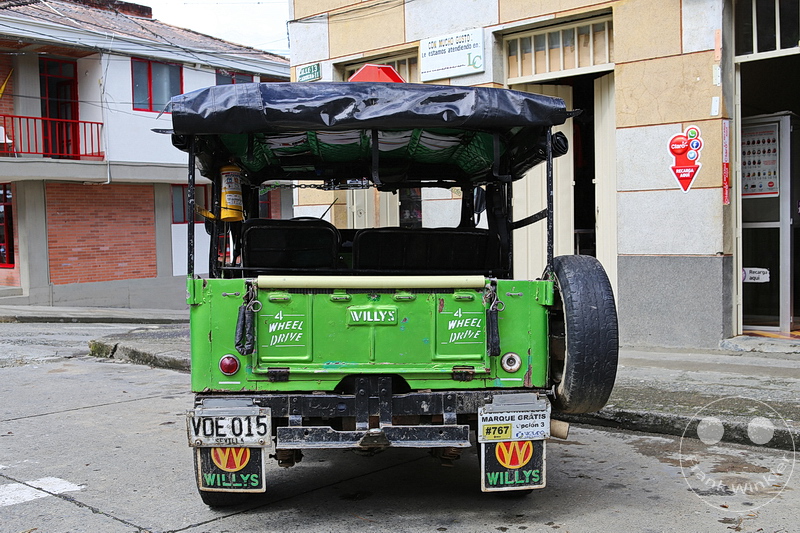 Kolumbien - Kaffeezone - Cordoba - Jeep Willys - 4 wheel drive - Taxi - Transport