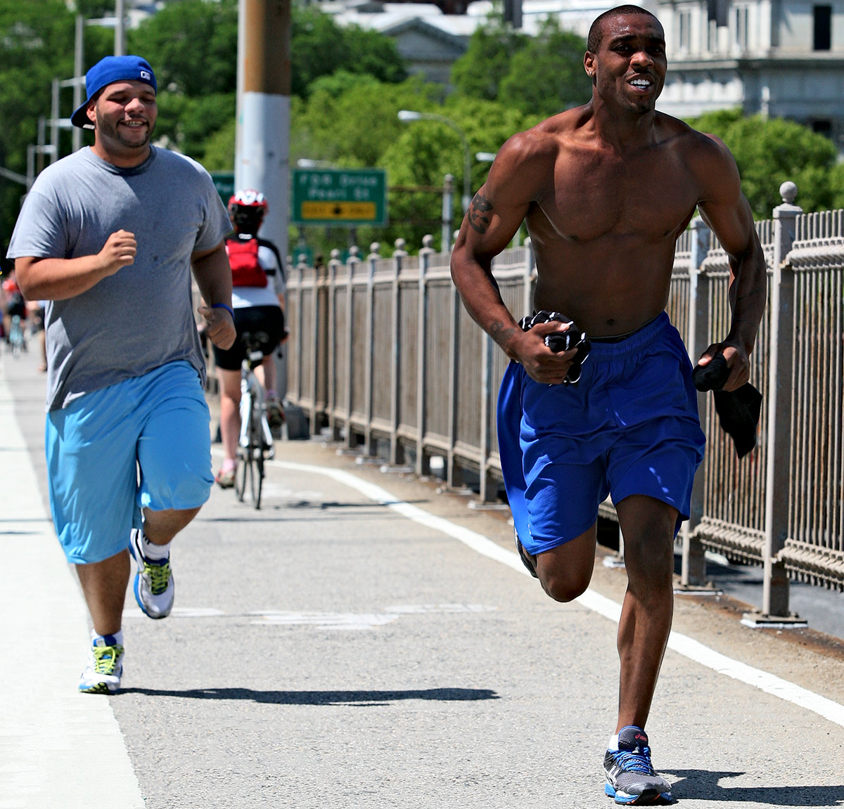New York - Brooklyn Bridge - Contrasts