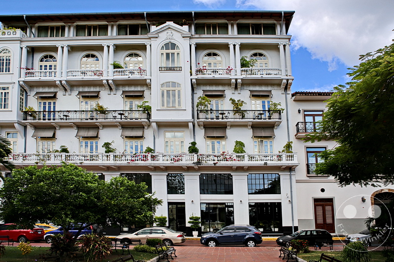 Panama City - Casco Viejo - Plaza Tomas Herrera - American Trade Hotel & Hall - Altstadt