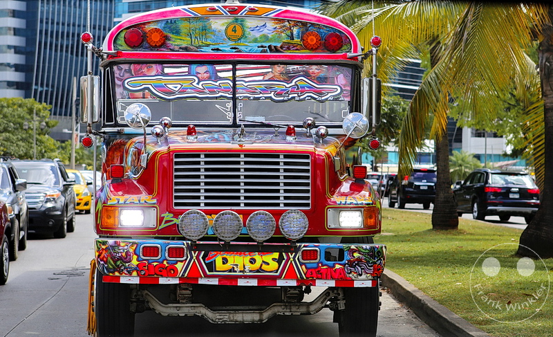 Panama City - Diablos rojos - Roter Teufel