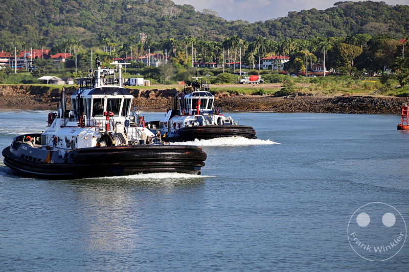 Panama City - Panama Kanal - Schlepper