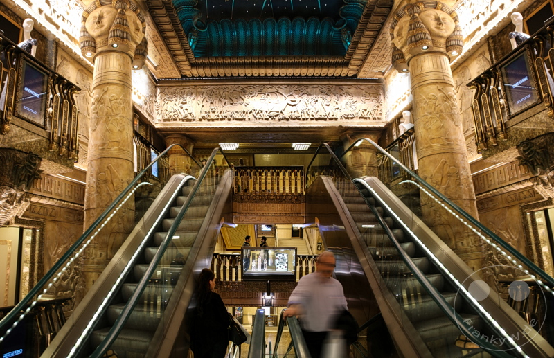 England - London - Harrods