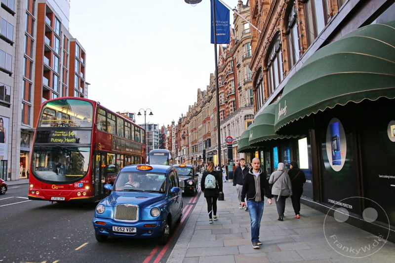 England - London - Harrods