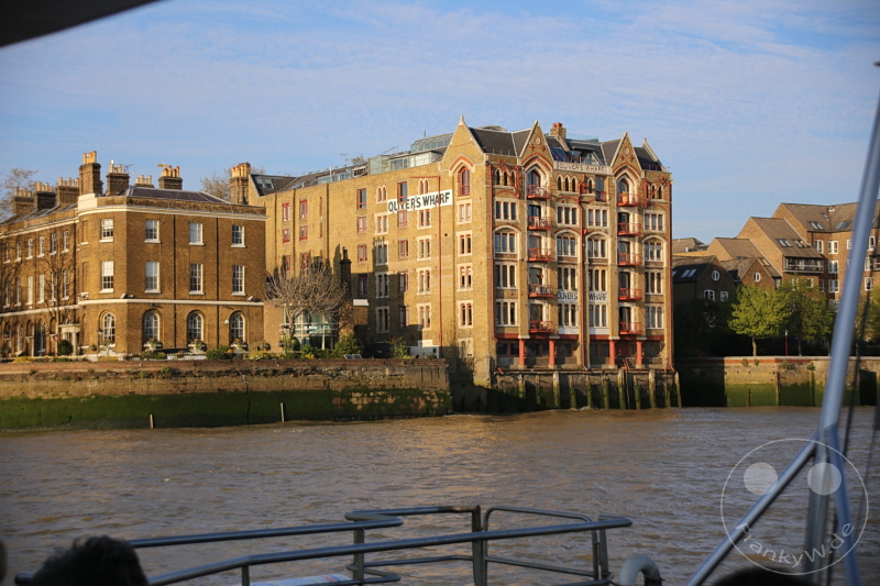 England - London - Thames River Cruise