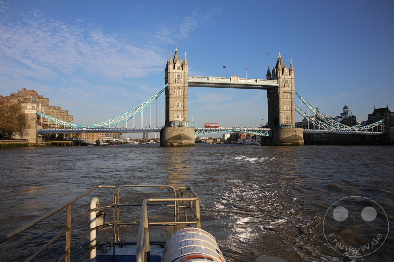 England - London - Thames River Cruise