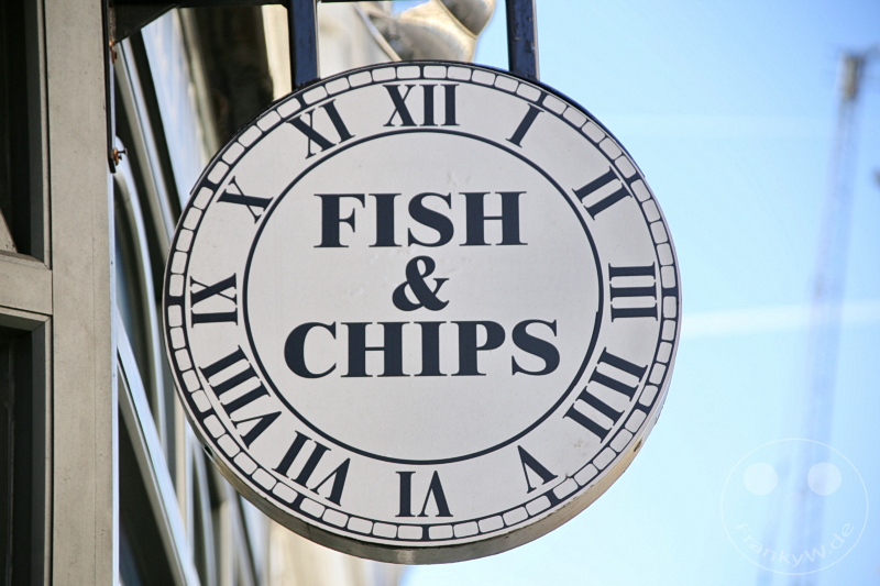 England - London - Notting Hill - Pembridge Rd.