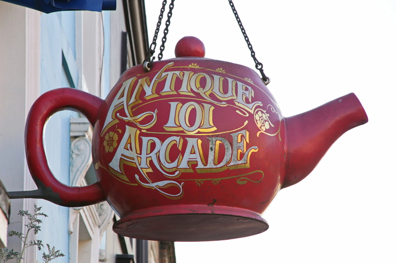 England - London - Notting Hill - Portobello Rd.