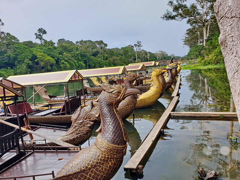 Kambodscha - Siem Reap - Angkor Wat Kanal