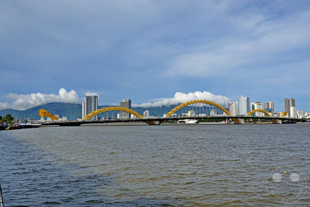Vietnam - Da Nang - Dragon Bridge