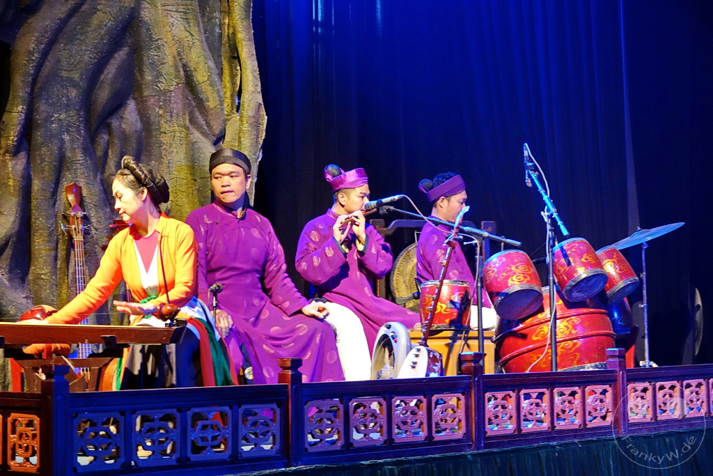 Vietnam - Hanoi - Water puppetry