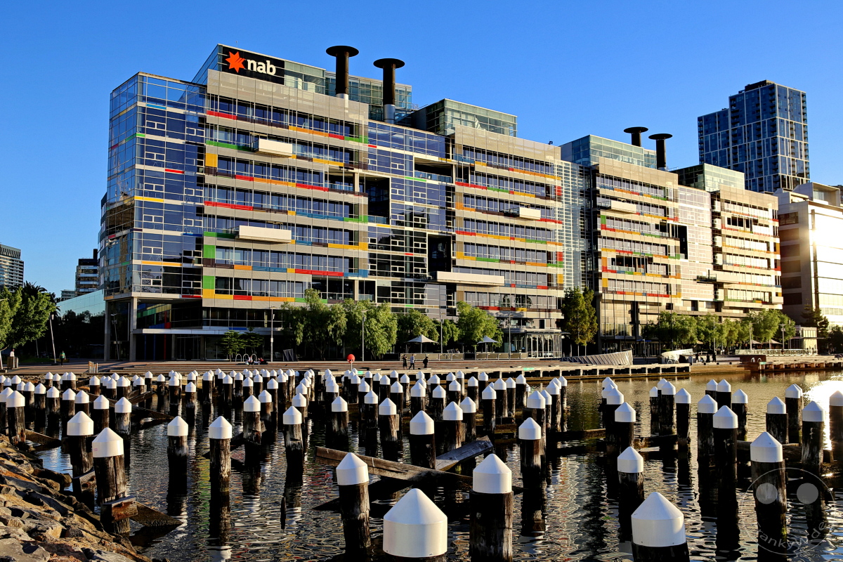 Australia - Melbourne - Docklands - National australia bank building