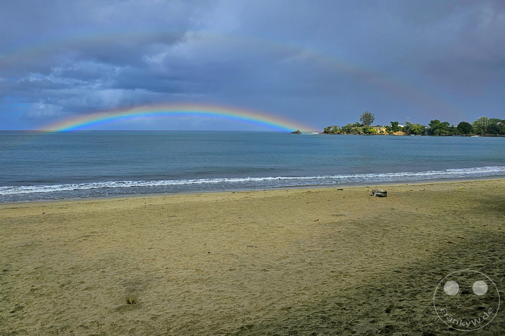 Tobago - Great Courland Bay (Turtle Beach) - Rainbow