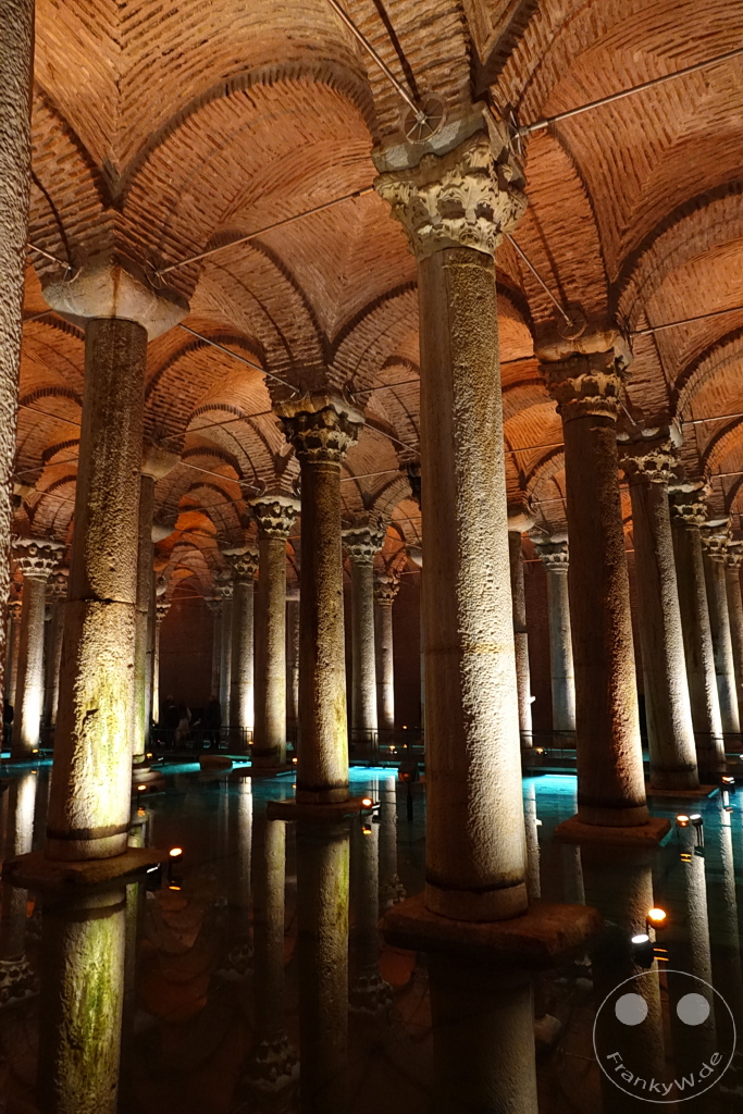 Turkey - Istanbul - Cisterna Basilica - Yerebatan Cisterna