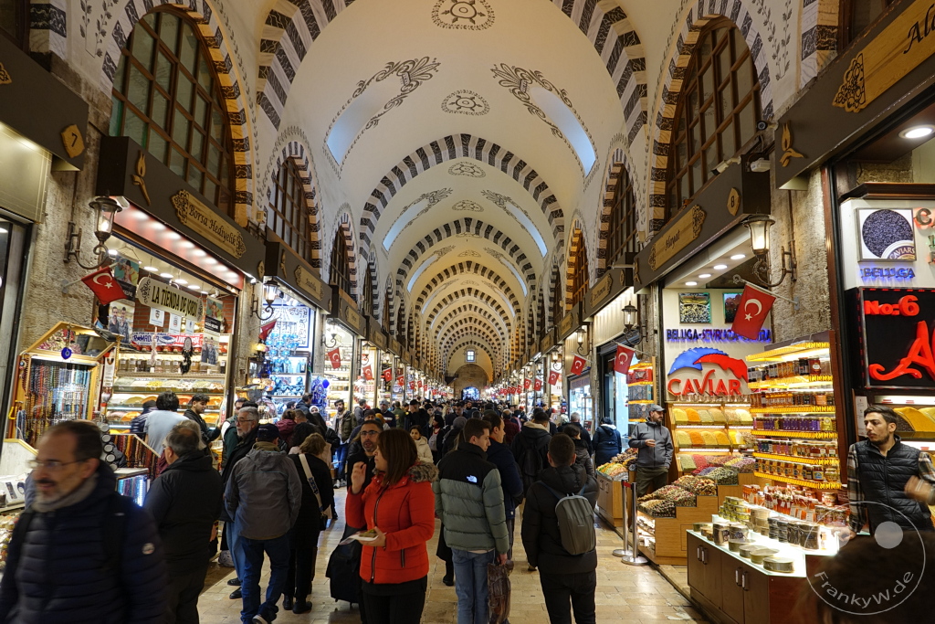 Turkey - Istanbul - Mısır Çarşısı - Spice Bazaar
