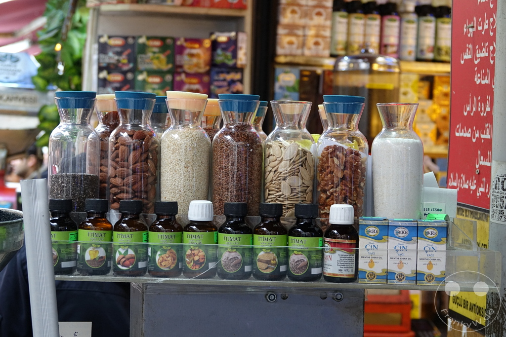 Turkey - Istanbul - Mısır Çarşısı - Spice Bazaar