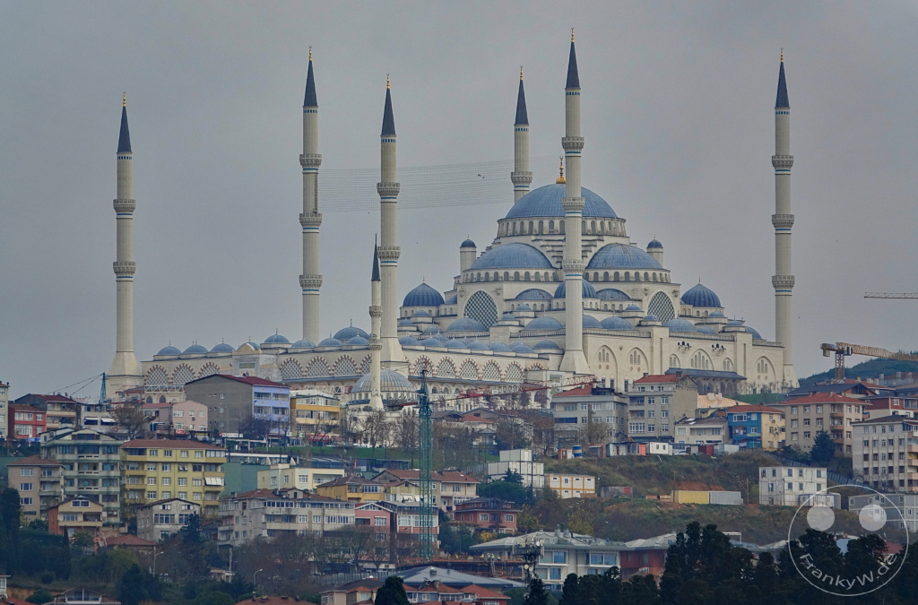 Turkey - Istanbul - Ortaköy - Grand Çamlıca Mosque