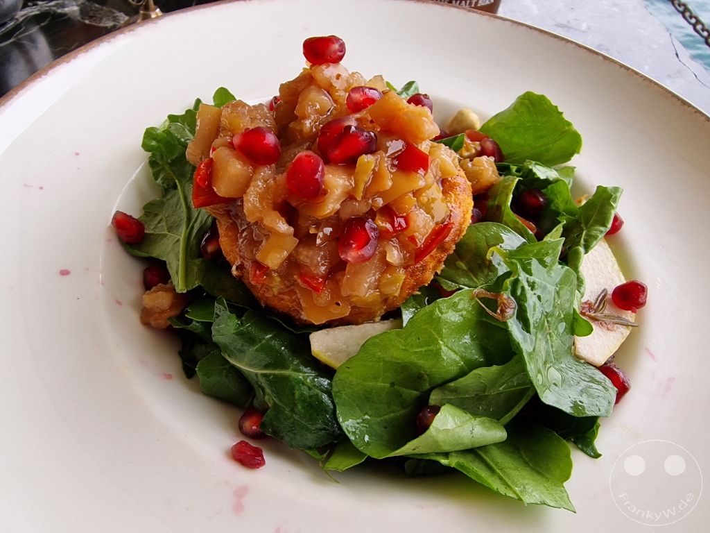 Turkey - Istanbul - Ortaköy - Salad