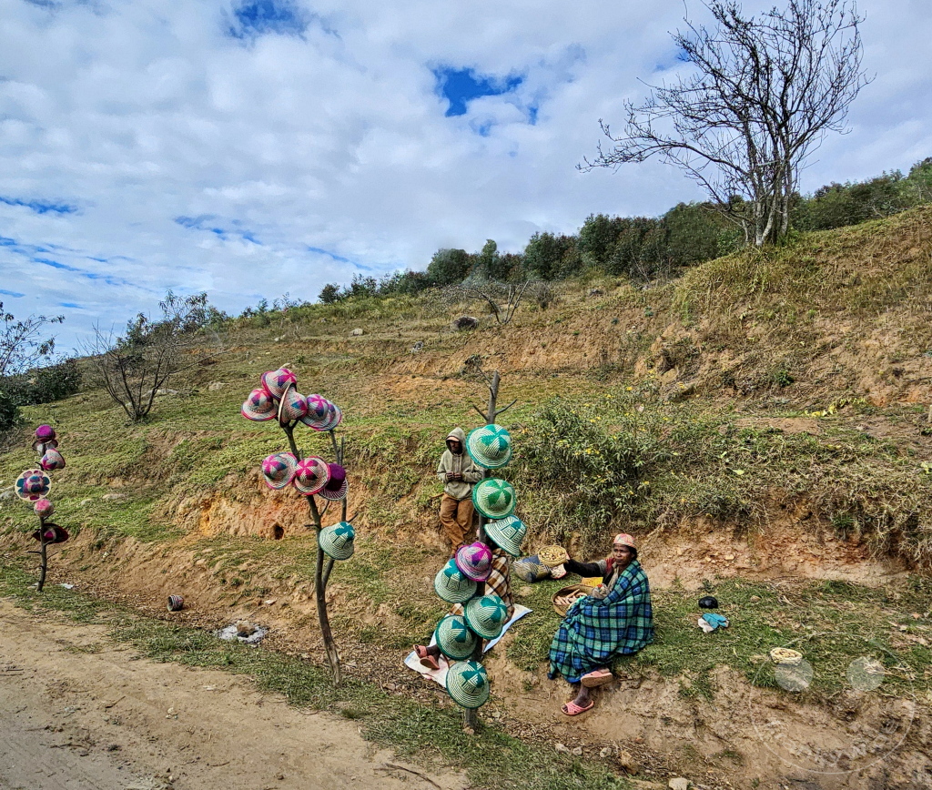 Madagaskar - Ambatofitorahana - traditionelle Hüte