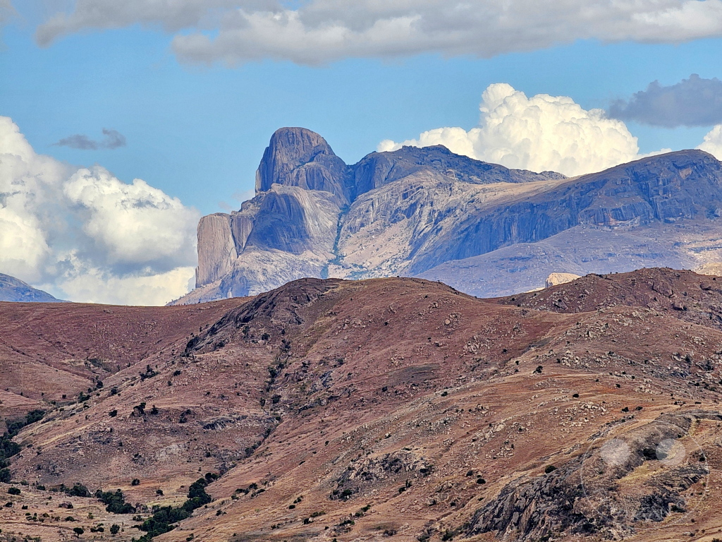 Madagaskar - Anja Community Reserve - Landschaft