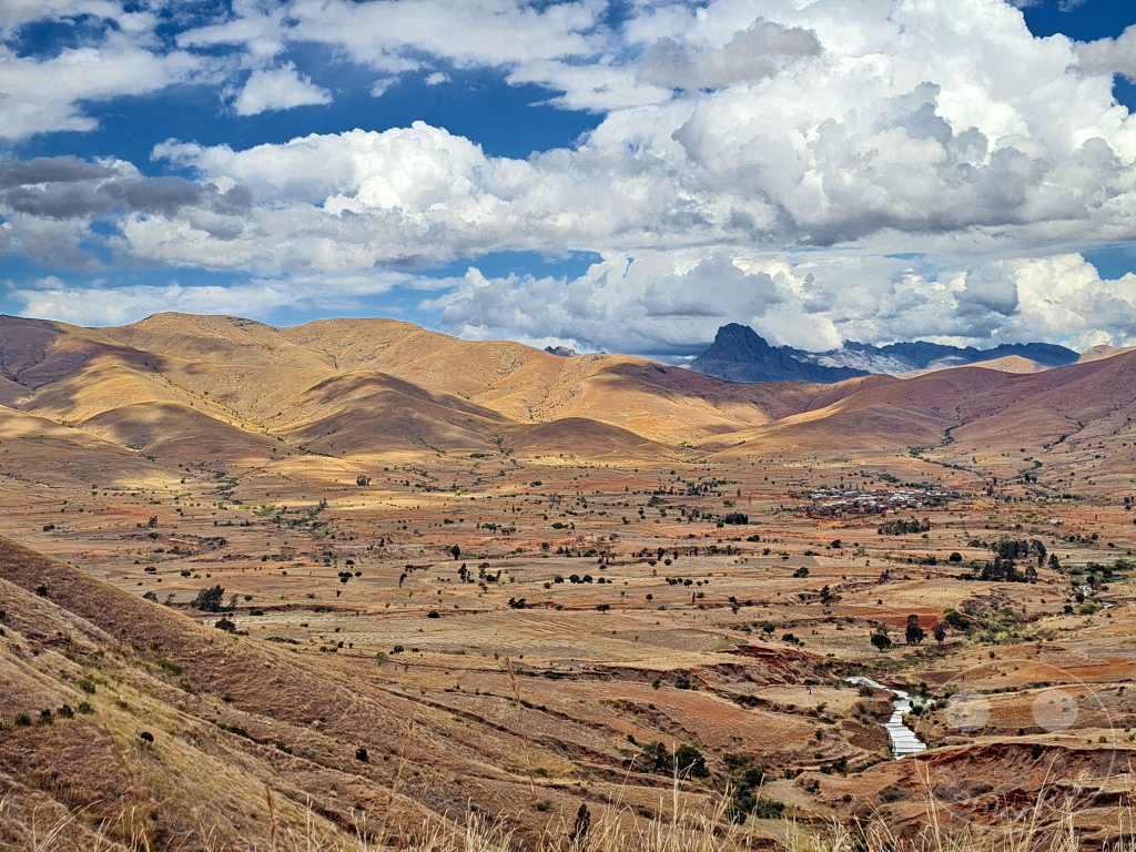 Madagaskar - Anja Community Reserve - Landschaft