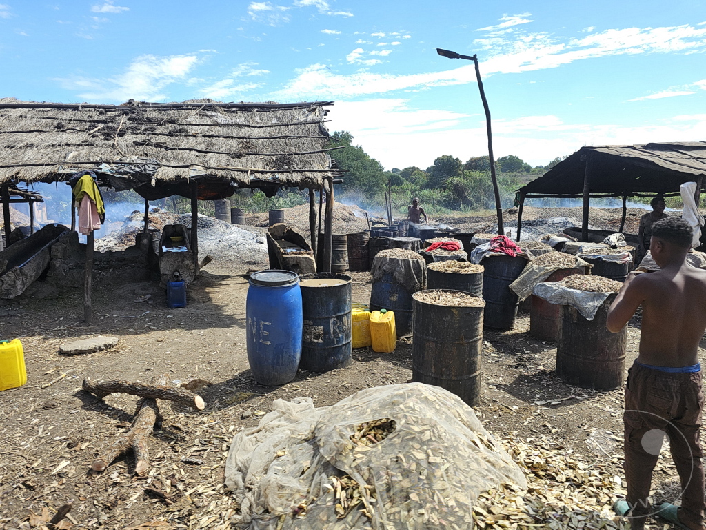 Madagaskar - Andoharotsy-Sakaraha - Brennerei