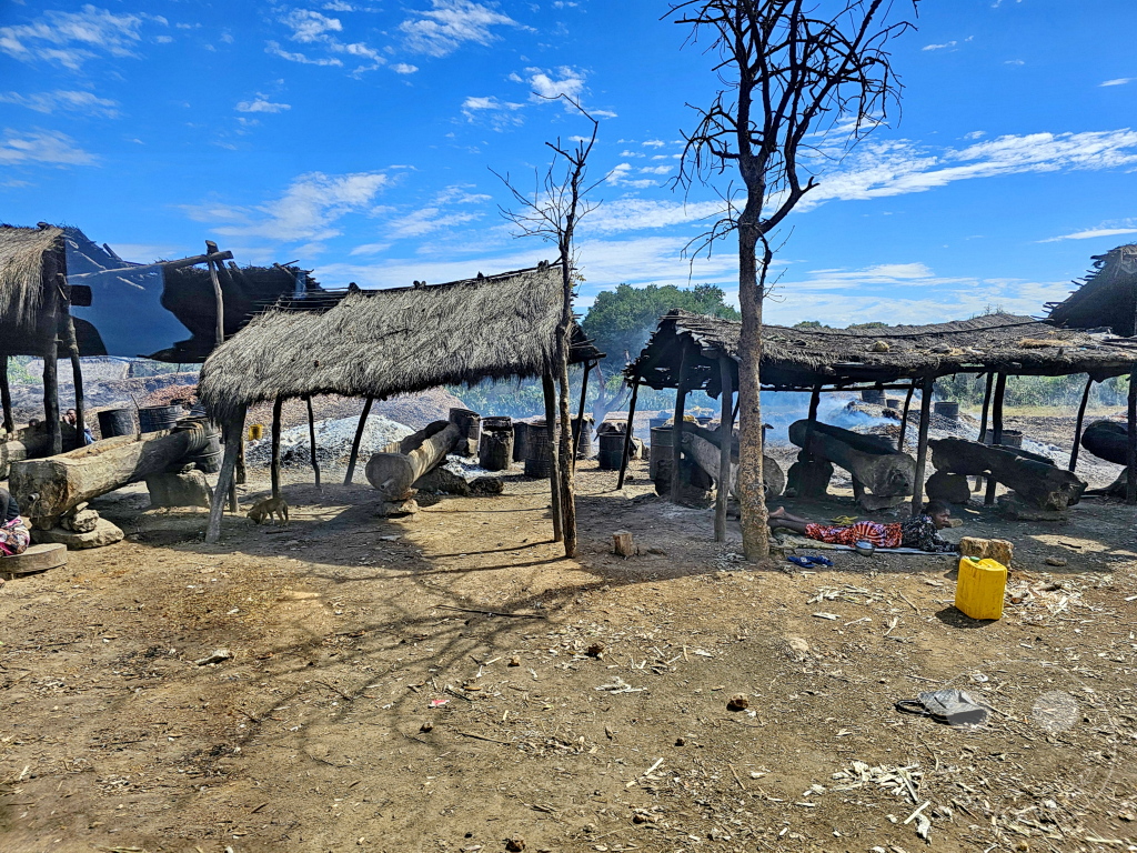 Madagaskar - Andoharotsy-Sakaraha - Brennerei