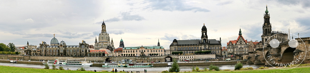 Deutschland - Dresden - Altstadt-Silhouette vom Ufer der Elbe aus