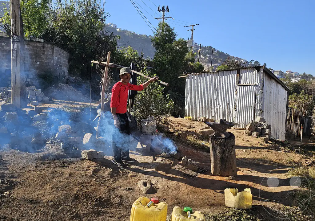 Madagaskar - Antananarivo - Tana - Streetlfe - Schmied