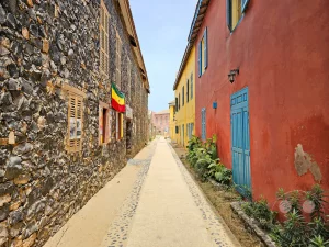 Senegal - Dakar - Insel Gorée - UNESCO-Weltkulturerbe - Gasse