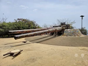 Senegal - Dakar - Insel Gorée -UNESCO-Weltkulturerbe - Küstengeschütz-Batterie (Batterie du Castel)