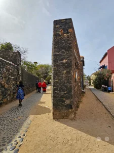 Senegal - Dakar - Insel Gorée - UNESCO-Weltkulturerbe - Gasse