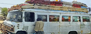 Senegal - Léona - Streetlife - Gemüsetransporter
