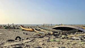 Senegal - Saint-Louis - Streetlife - Fischerboote im Fischerviertel Guet Ndar