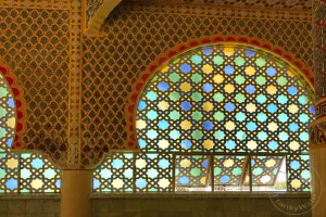 Senegal - Touba - Große Moschee von Touba - kunstvoll gestalteten Fenster