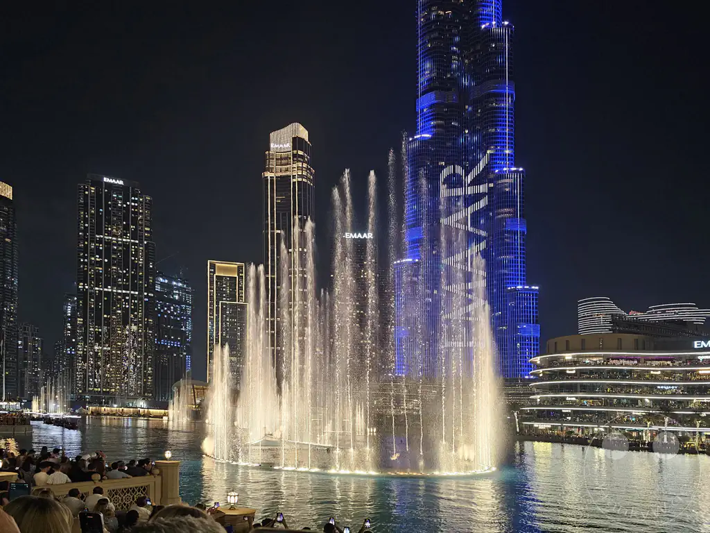 VAE - Dubai - Dubai Mall - Burj Khalifa - Dubai Fountain