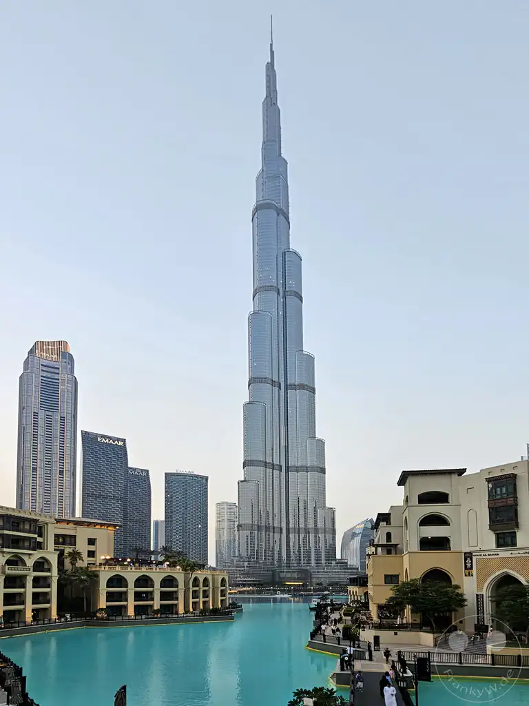 VAE - Dubai - Dubai Mall - Burj Khalifa - Dubai Fountain