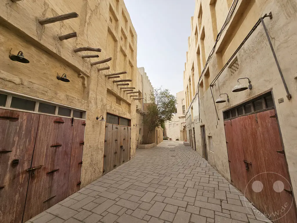 VAE - Dubai - Dubai Creek - Al Fahidi Historical District - Old Town - Souk Al Seef