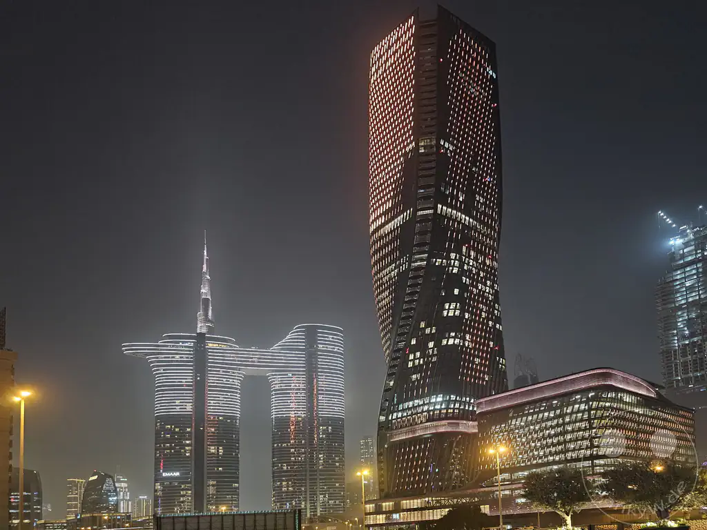 VAE - Dubai - Wasl Tower - Downtown Dubai