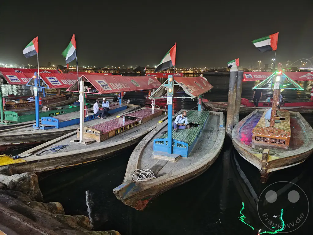 VAE - Dubai - Dubai Creek - Al Fahidi Historical District - Abras - Wassertaxi